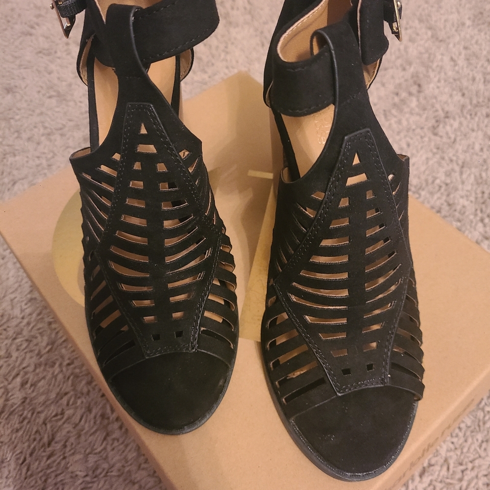 Charlotte Russe Shoes - Picture 2 of 4